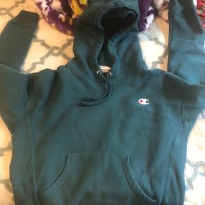 It's a S/m champion hoodie